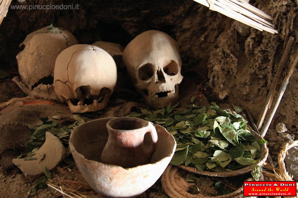 BOLIVIA 2 - Cementerio de los Chullpas - 4.jpg